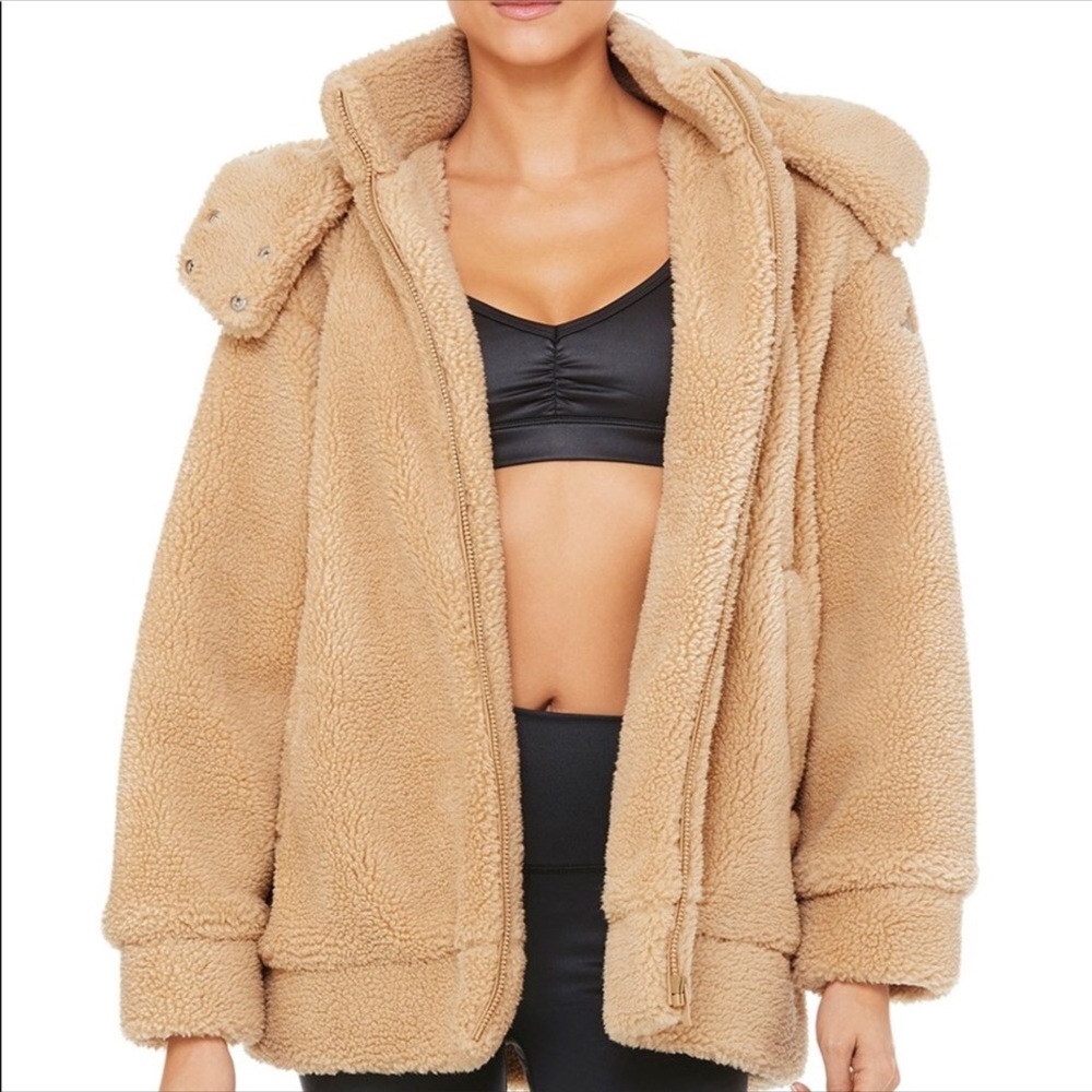 Alo Yoga Norte Sherpa Teddy Coat with Hood - Camel - Tan